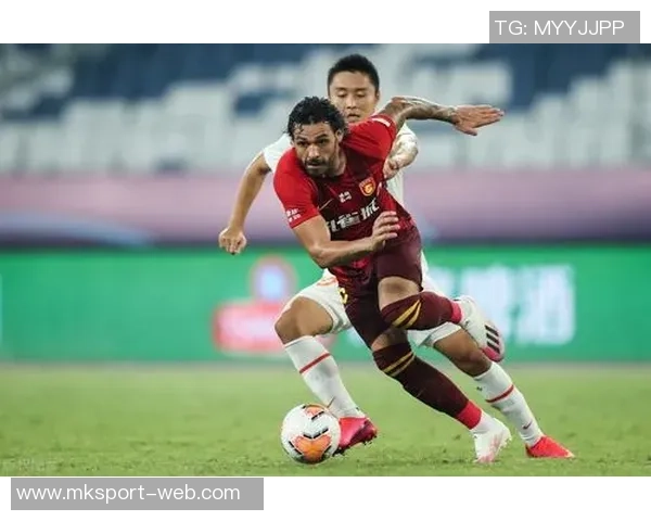 韦尔全能表现攻防兼备28分钟内高效拿下20分14板助球队获胜