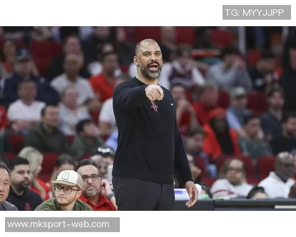 乌度卡谈文班罚球问题强调球队需避免过度身体对抗