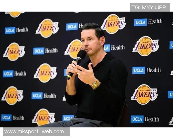 湖人季前赛遭遇连败Buha称训练氛围显著改变雷迪克表现愈加急躁